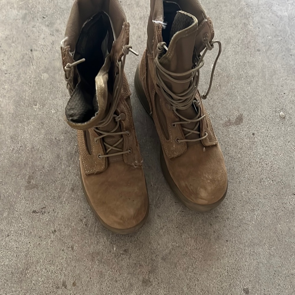 Belleville gortex marine corps boots